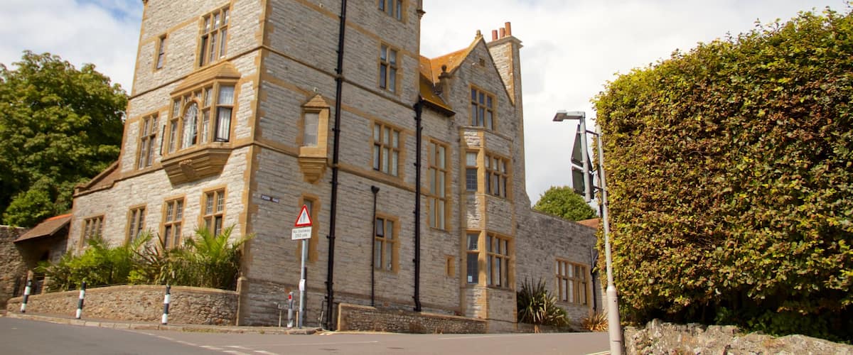 Lyme Regis montrant patrimoine architectural