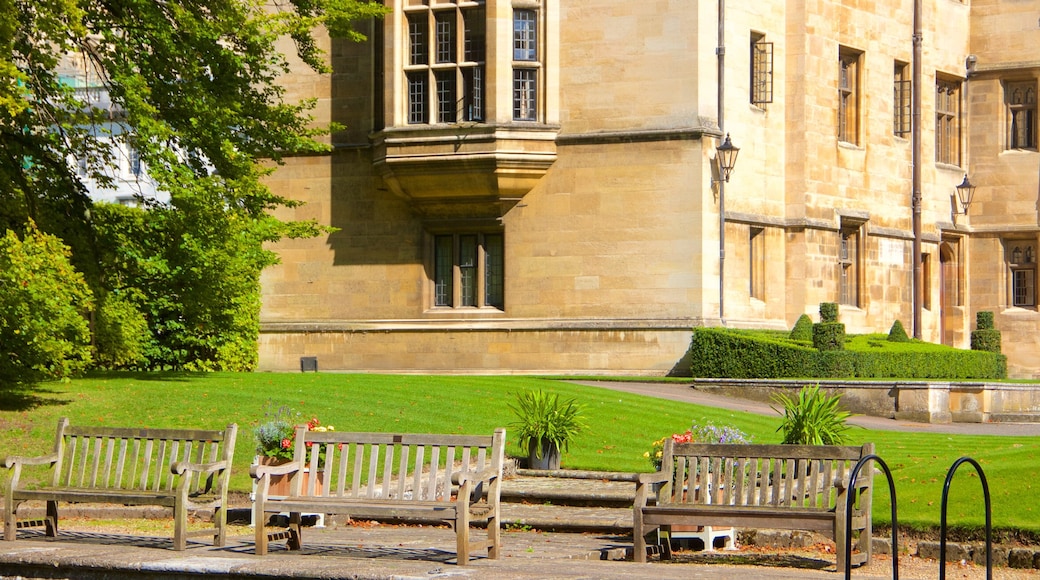 Queen\'s College showing heritage architecture and a garden