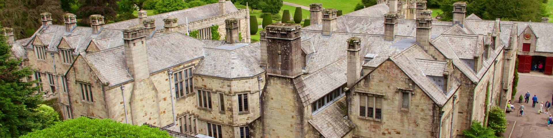 Lanhydrock showing château or palace, a house and heritage architecture