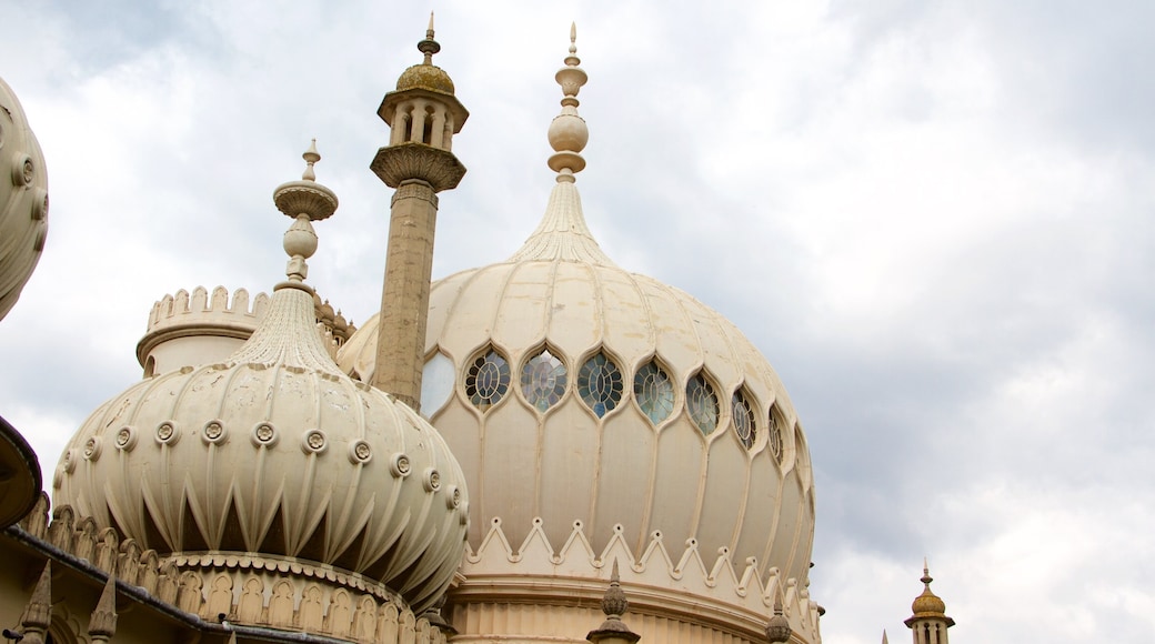 Brighton Royal Pavilion som inkluderer historisk arkitektur og kulturarv