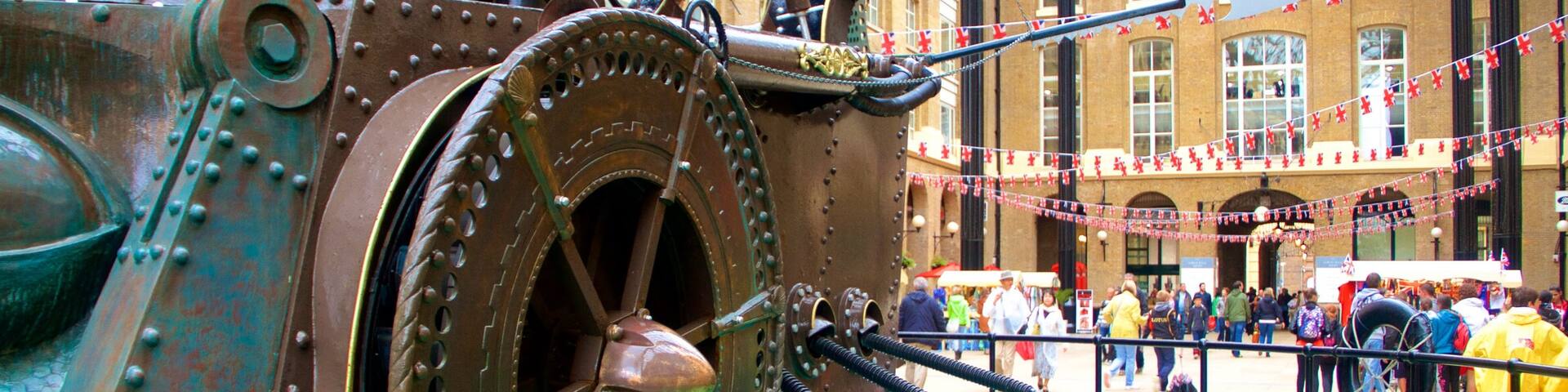 United Kingdom showing a fountain