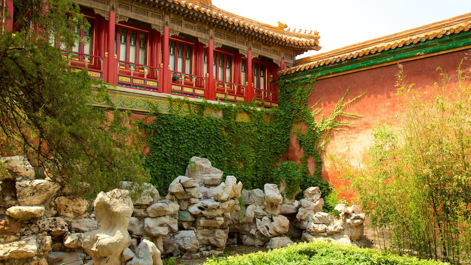 Forbidden City featuring heritage elements