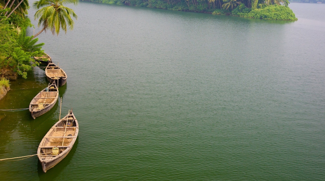 Malappuram District which includes a river or creek