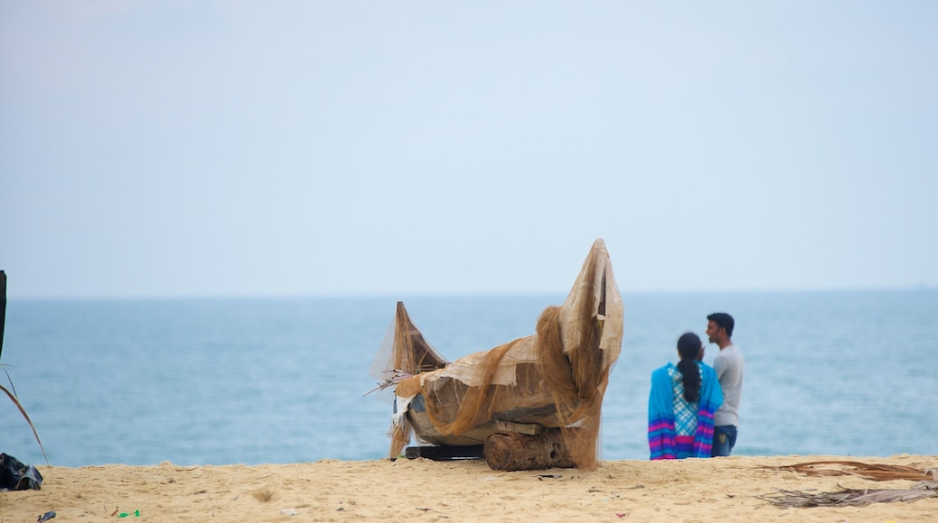 Marari Beach che include spiaggia cosi come coppia