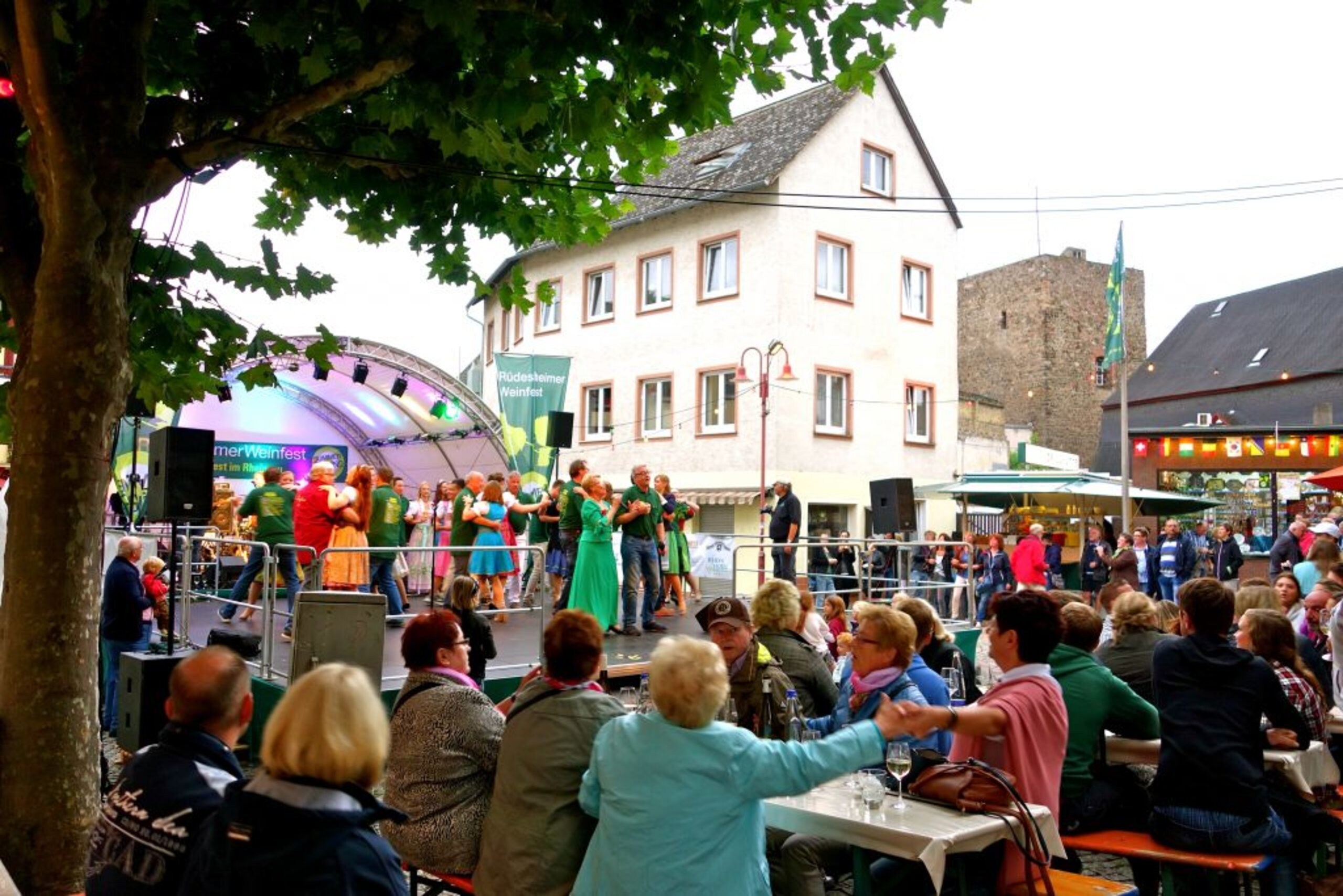 Rüdesheimer Weinfest Expedia Explore