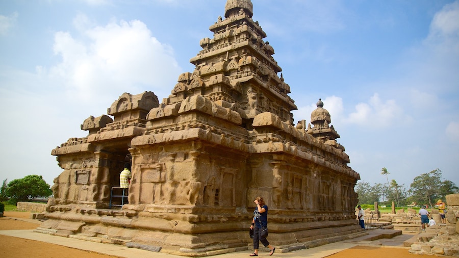 Shore Temple showing heritage architecture and a temple or place of worship