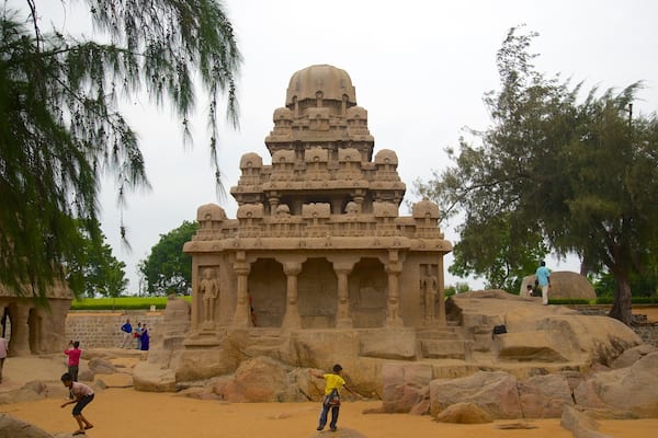 Pancha Pandava Rathas montrant patrimoine historique