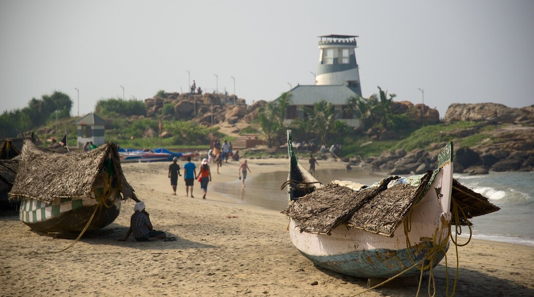 Hawah Beach showing a sandy beach