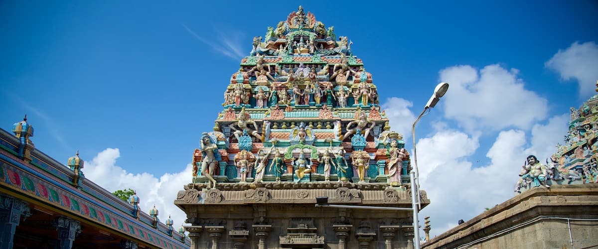 Kapaleeswarar Temple featuring a temple or place of worship and heritage architecture