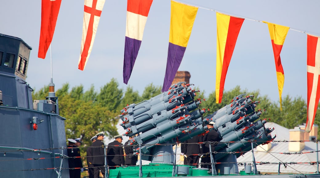 Admiralty Embankment featuring military items