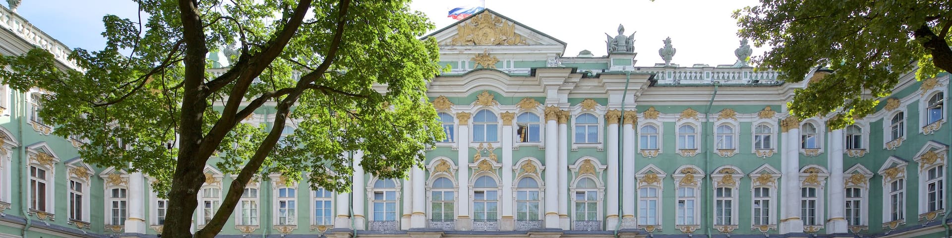 Hermitage featuring heritage architecture and a garden
