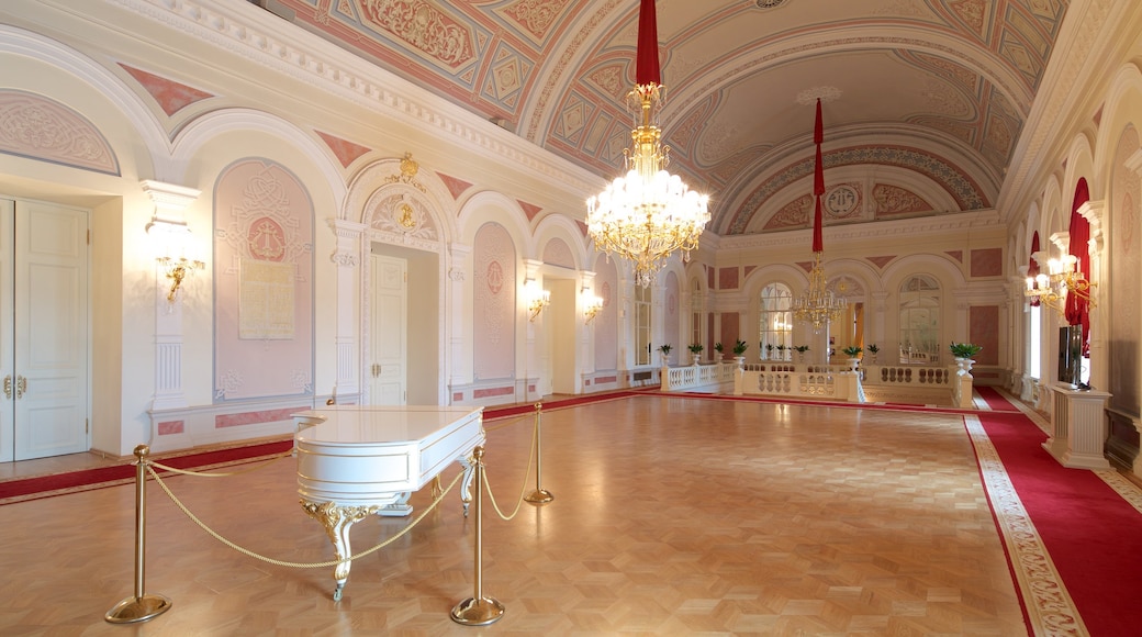 Bolshoi Theatre featuring heritage architecture and interior views