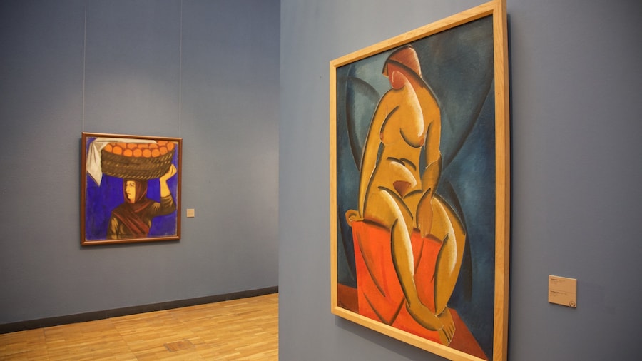 New Tretyakov Gallery - Museum of Modern Art showing art