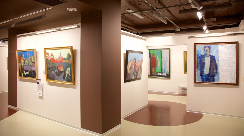 Erarta Museum and Galleries of Contemporary Art which includes art and interior views