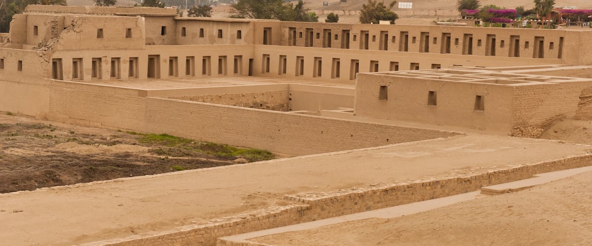 Pachacamac showing heritage elements, tranquil scenes and a ruin