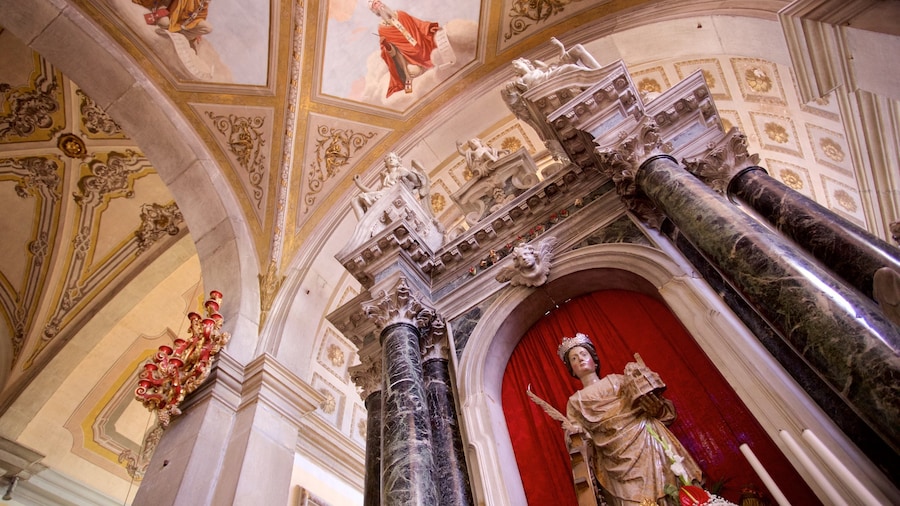 Igreja de St. Euphemia caracterizando aspectos religiosos