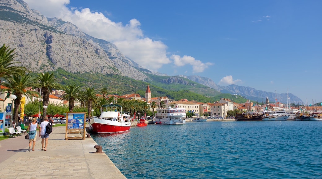 Makarska which includes general coastal views and mountains