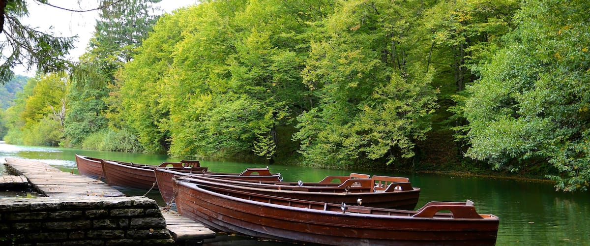 Parque Nacional Lagos de Plitvice - Entrada 1 que incluye kayak o canoa y un río o arroyo