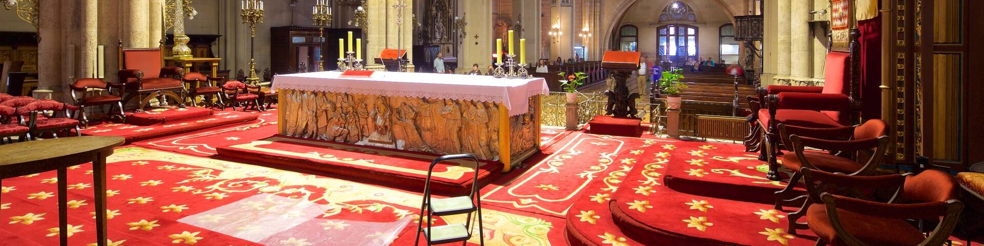 Zagreb Cathedral showing interior views and a church or cathedral