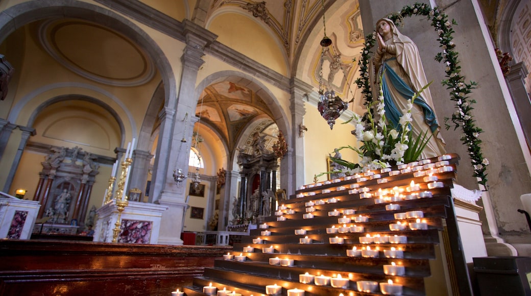 Kirche der Heiligen Euphemia mit einem Geschichtliches, religiöse Elemente und Kirche oder Kathedrale