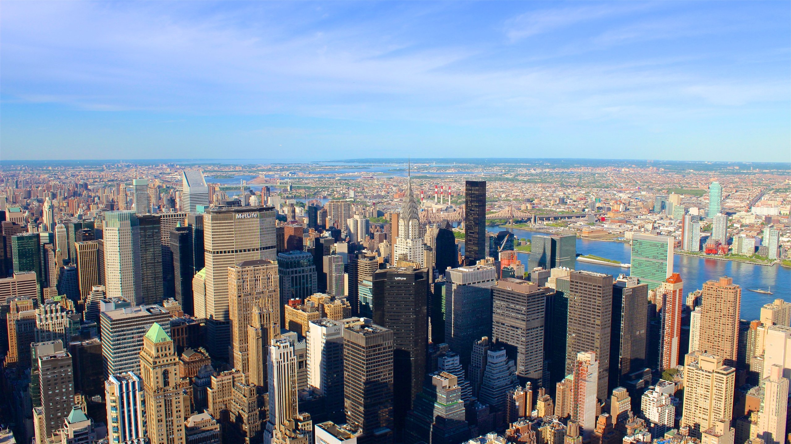 New York featuring a high rise building, a city and skyline