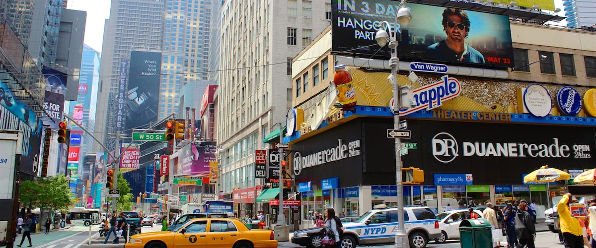 New York showing signage, street scenes and cbd