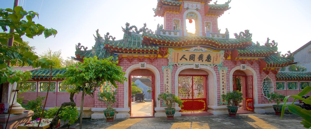 Assembly Hall of the Fujian Chinese Congregation which includes a temple or place of worship, heritage architecture and religious aspects