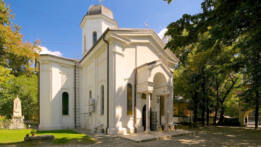 Bucharest featuring a park, heritage architecture and a square or plaza