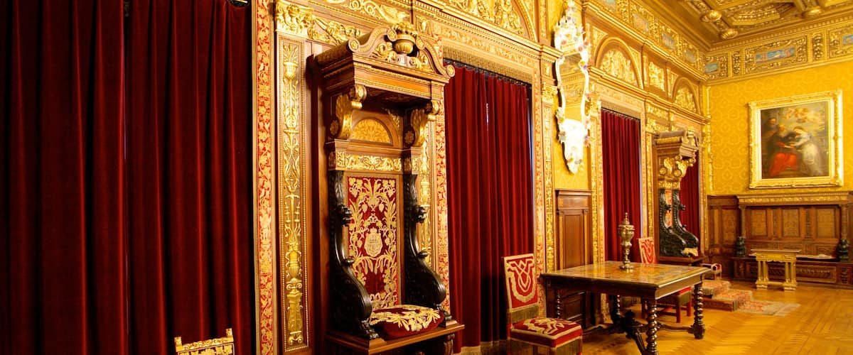 Peles Castle mettant en vedette art, chùteau ou palais et vues intérieures