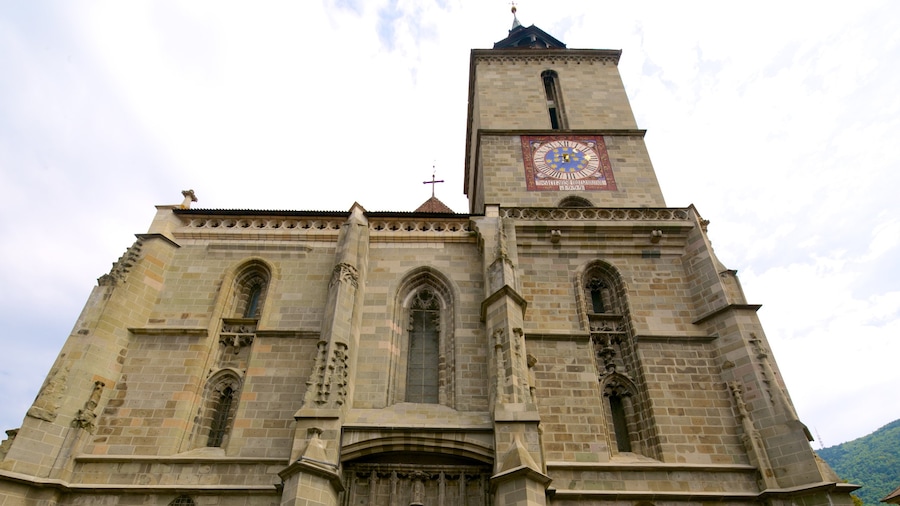Brasov featuring heritage architecture, religious elements and a church or cathedral