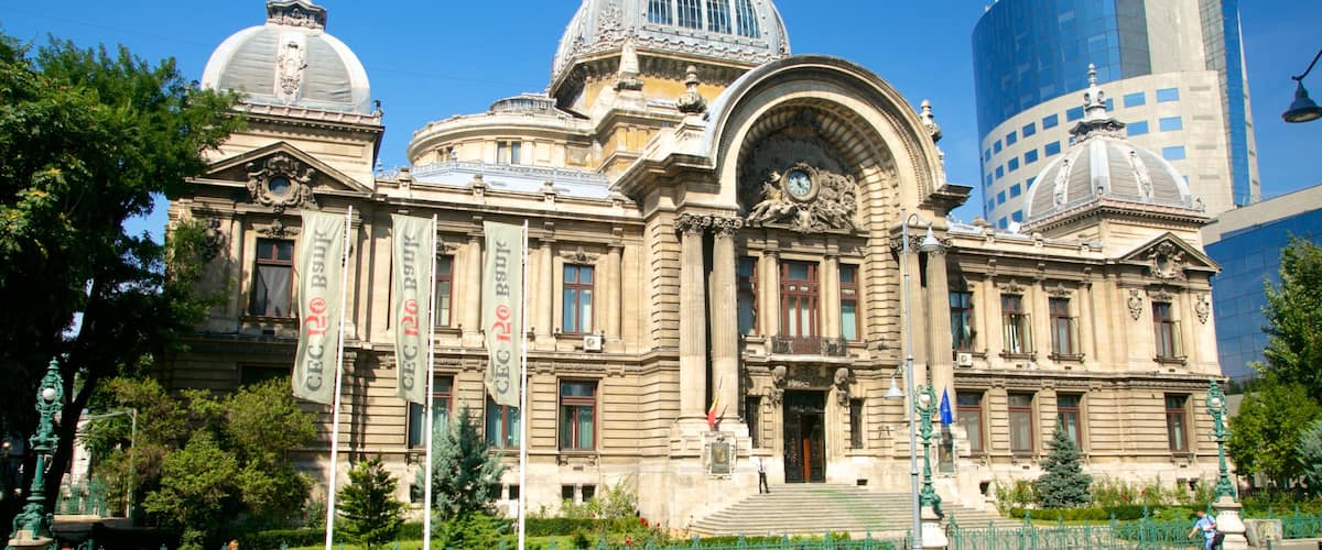 Bucharest showing heritage architecture, a castle and heritage elements