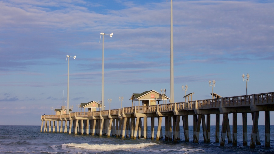 Jennette\'s Pier featuring general coastal views