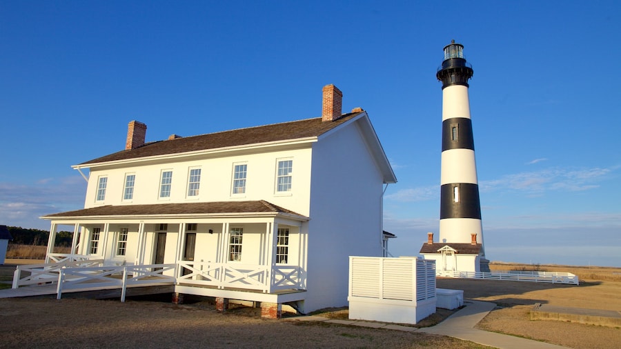 Bodie Island-fyren som inkluderar en fyr