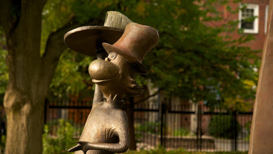Springfield which includes a memorial and outdoor art