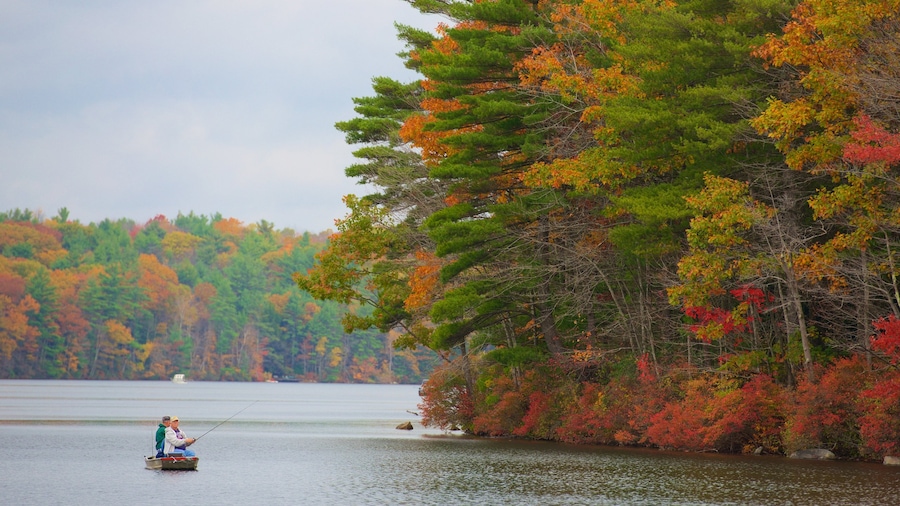 Southeast Massachusetts showing fall colors, fishing and a river or creek