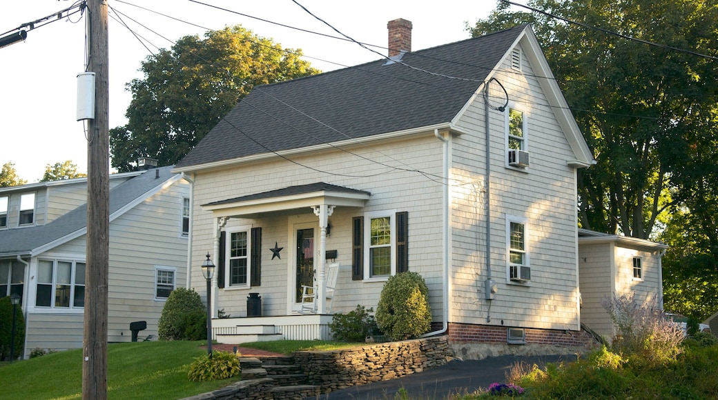 Plymouth featuring a house