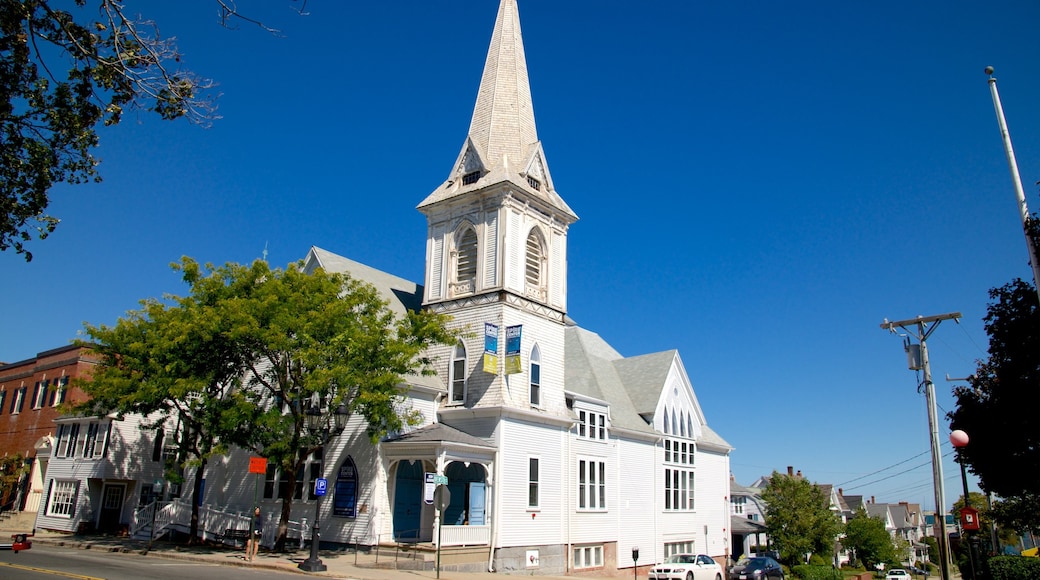 Plymouth featuring a church or cathedral