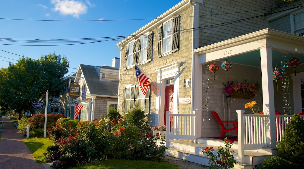 Barnstable que incluye una casa