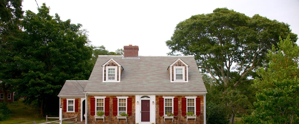 Truro featuring a house