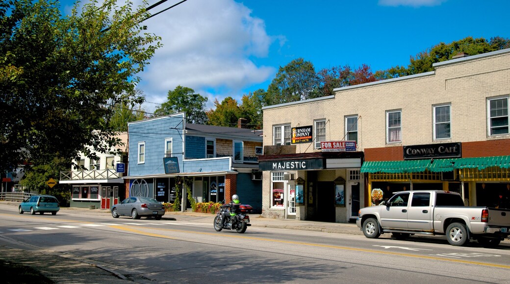 Conway que incluye vistas a la ciudad