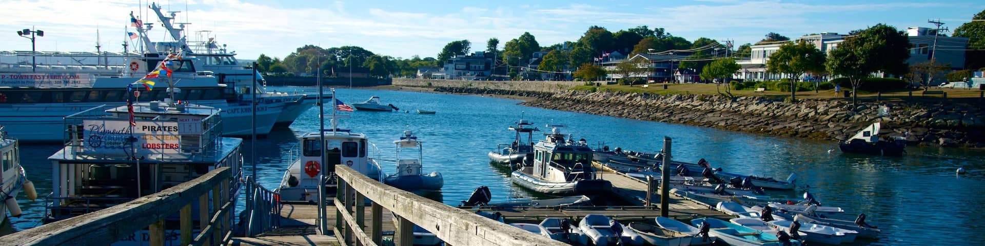 Plymouth Harbor which includes a coastal town and a marina