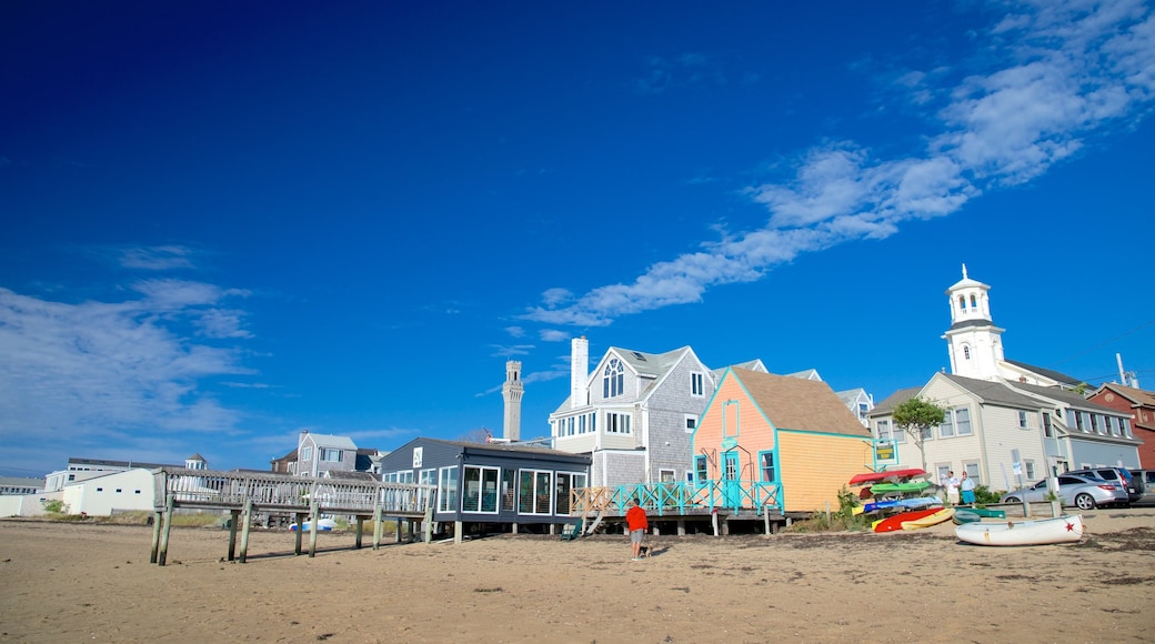 MacMillan Pier showing a beach and a coastal town