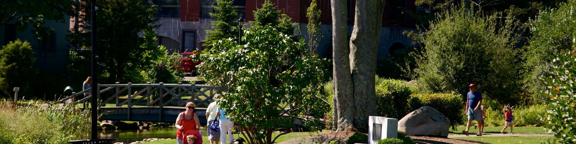 Jardins de Brewster mettant en vedette jardin