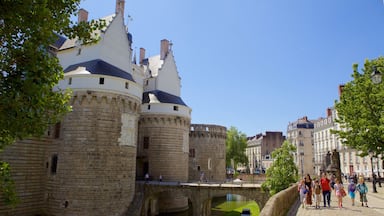 Nantes das einen Geschichtliches und historische Architektur