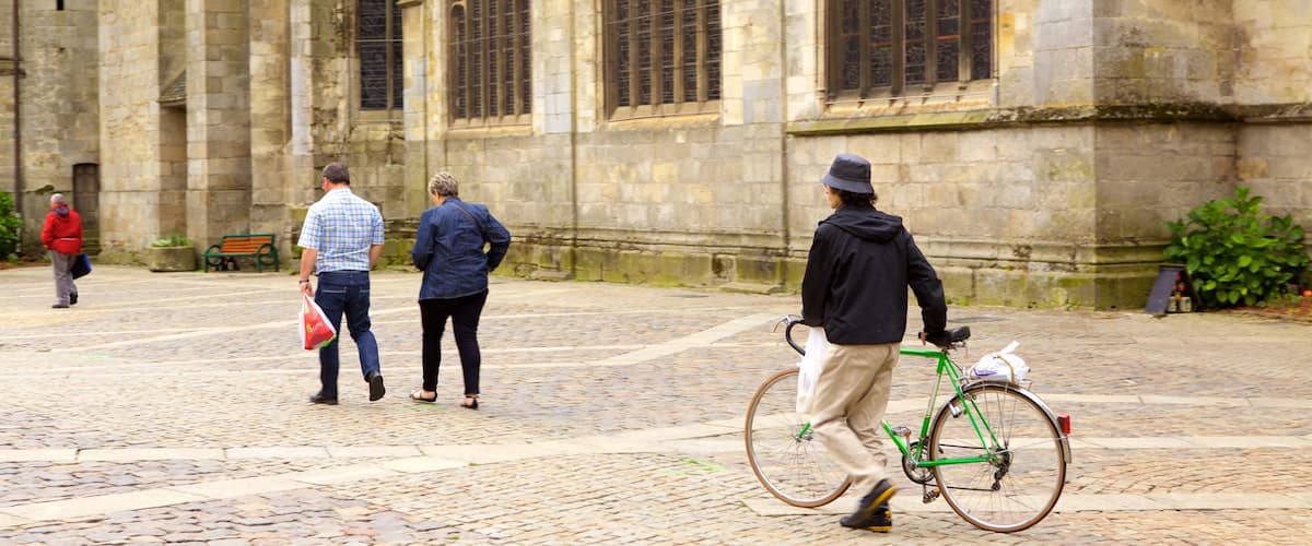 Alencon which includes heritage architecture, cycling and a square or plaza