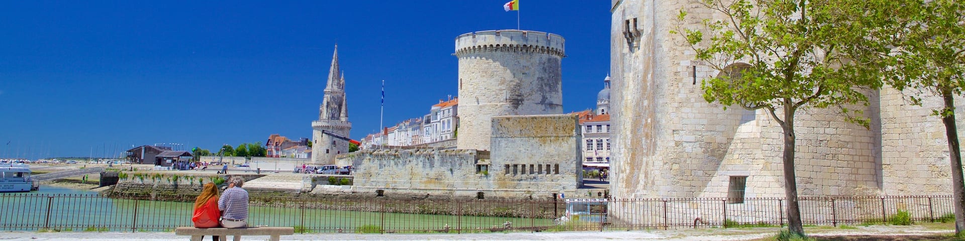 La Rochelle mettant en vedette patrimoine architectural et patrimoine historique