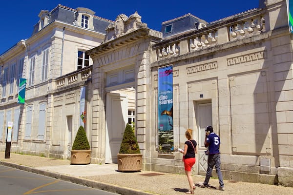 Musée d\'histoire naturelle aussi bien que couple