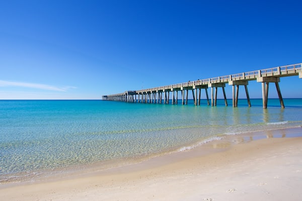 Pier Park showing a sandy beach