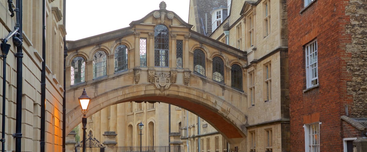 Oxfordshire mostrando escenas urbanas