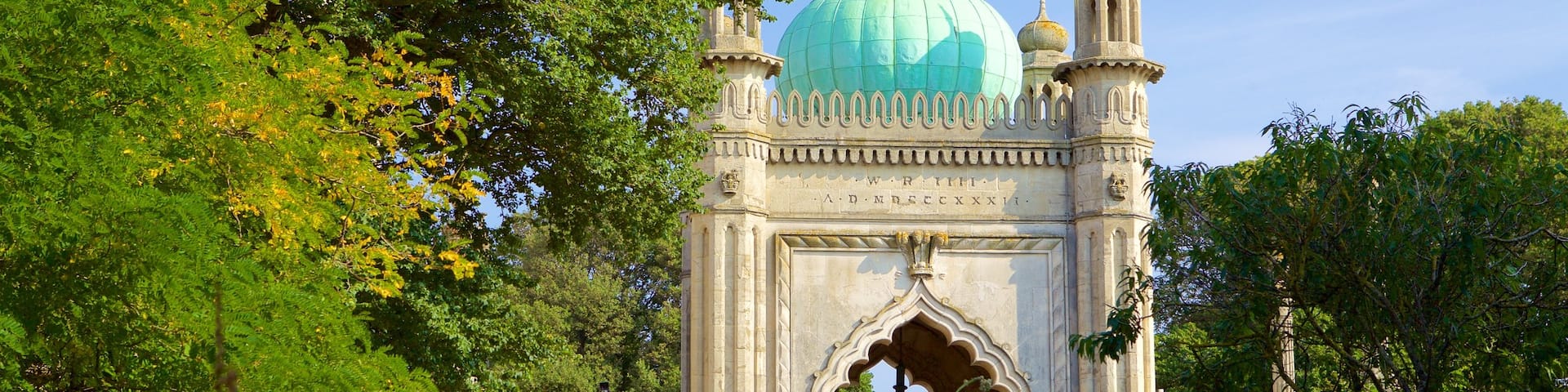Brighton Museum and Art Gallery which includes heritage architecture, a park and heritage elements